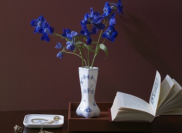 週末だけのフラワーショップ ロイヤル コペンハーゲン 丸の内本店にて