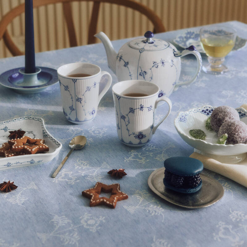 ブルーフルーテッド プレイン マグ ペア 350ML