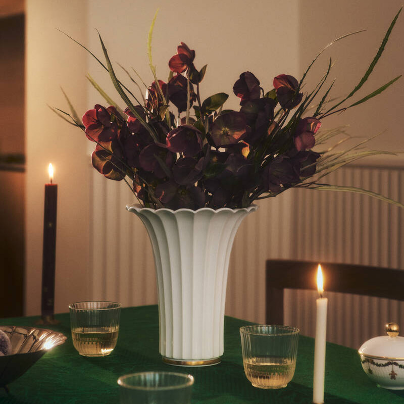 クリスマス ホワイト トランペット ベース