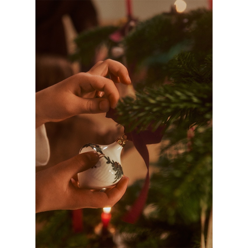 スターフルーテッド クリスマス オーナメント 2025 2個セット(クリスマスアイテム)