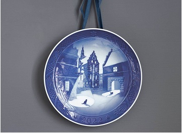 お城のクリスマスイブを描いた「イヤープレート 2022」