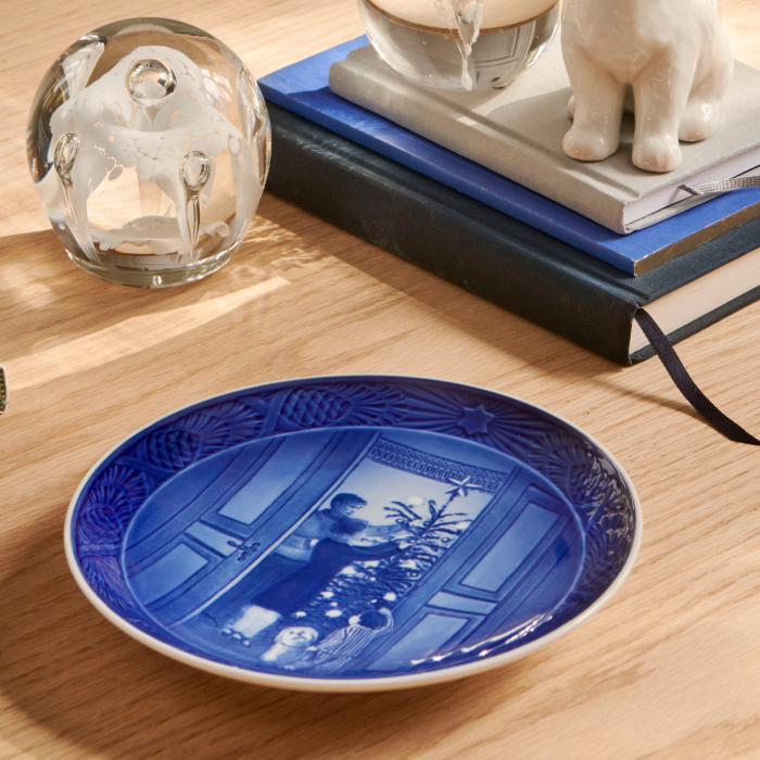 ロイヤル コペンハーゲン】 イヤープレート バックナンバー販売終了の